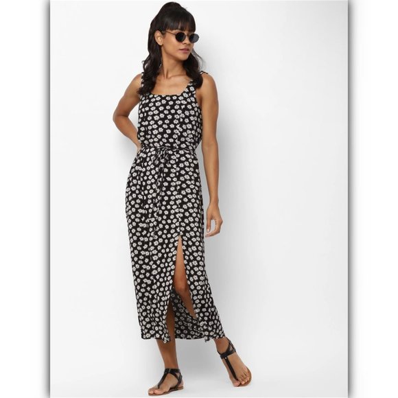 American Eagle Outfitters Dresses & Skirts - Small - AMERICAN EAGLE Daisy Maxi Slip Dress
